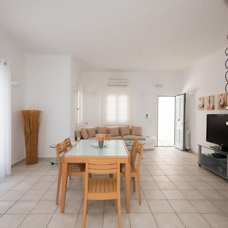 Villa Nireas Platys Gialos  Buitenkant foto