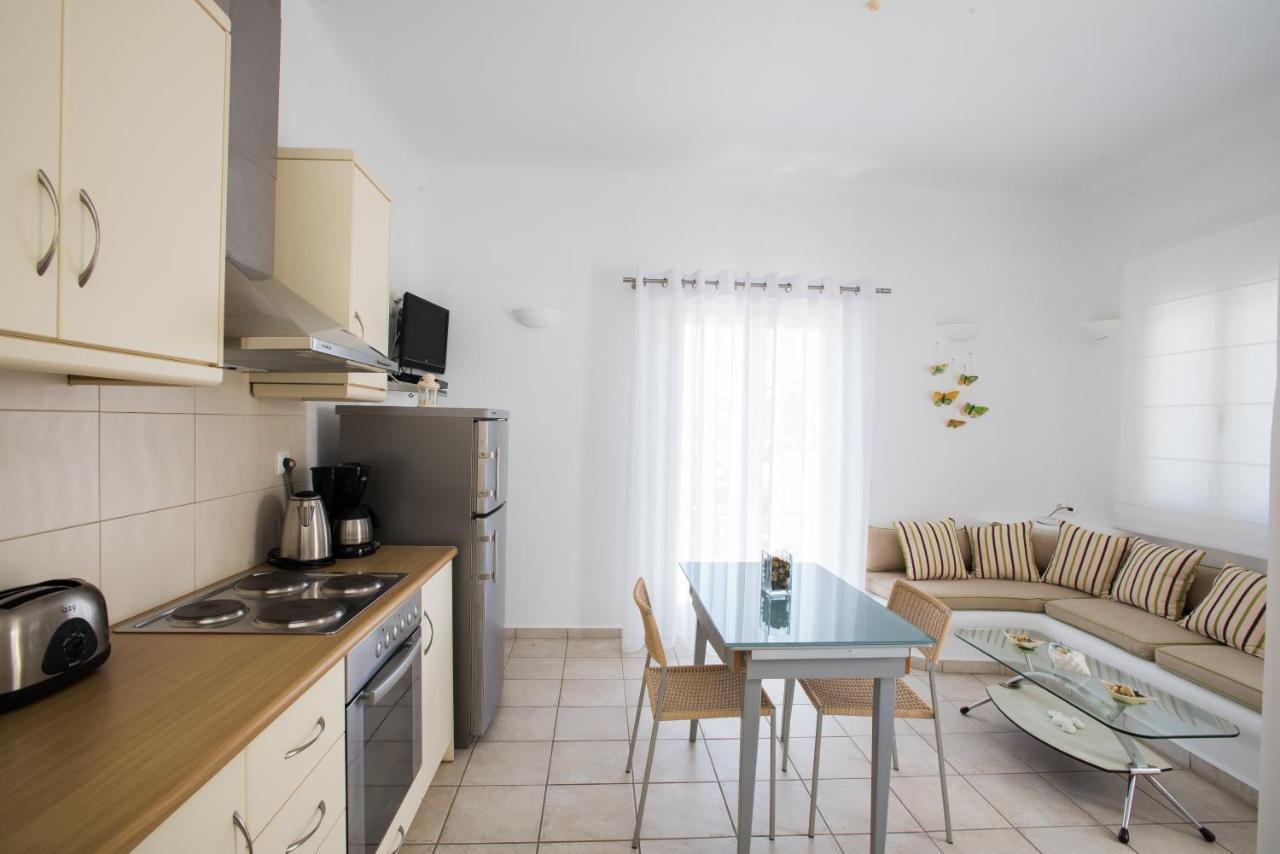 Villa Nireas Platys Gialos  Buitenkant foto