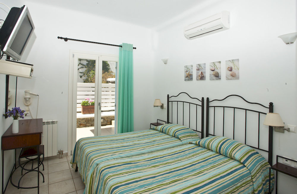Villa Nireas Platys Gialos  Buitenkant foto